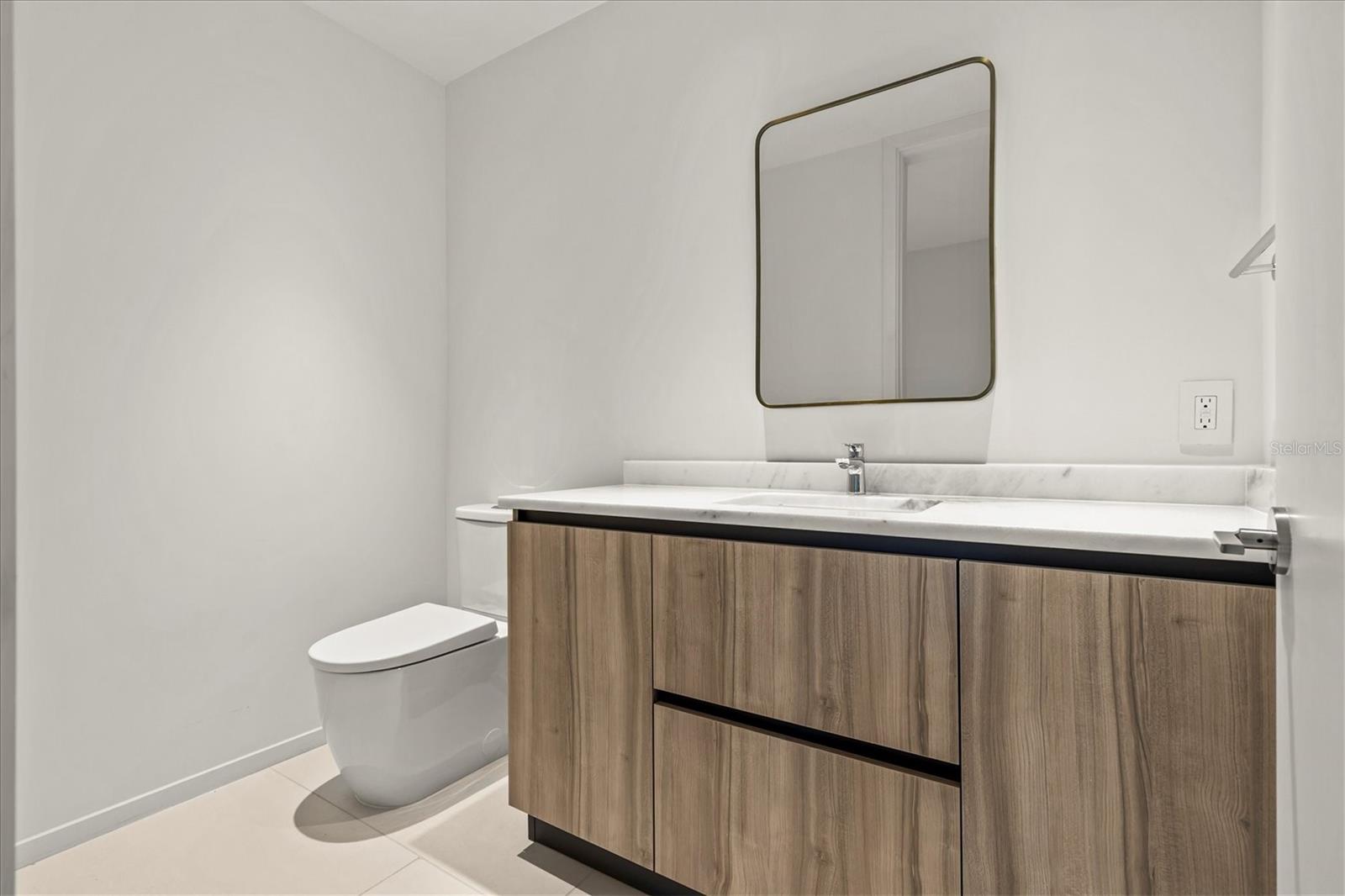 Hallway Bathroom/Powder Room