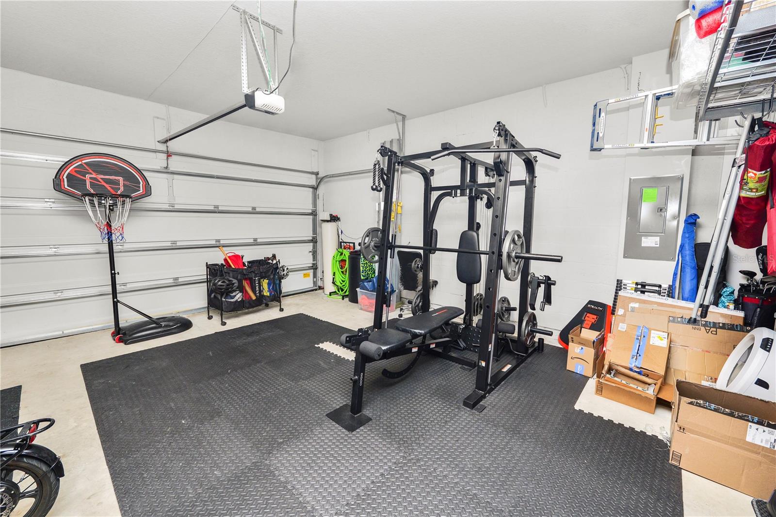 Garage. Can be fitness room.