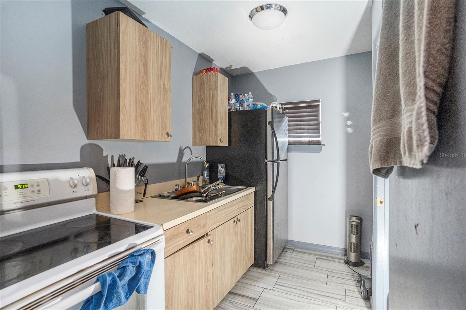 Back Unit Kitchen