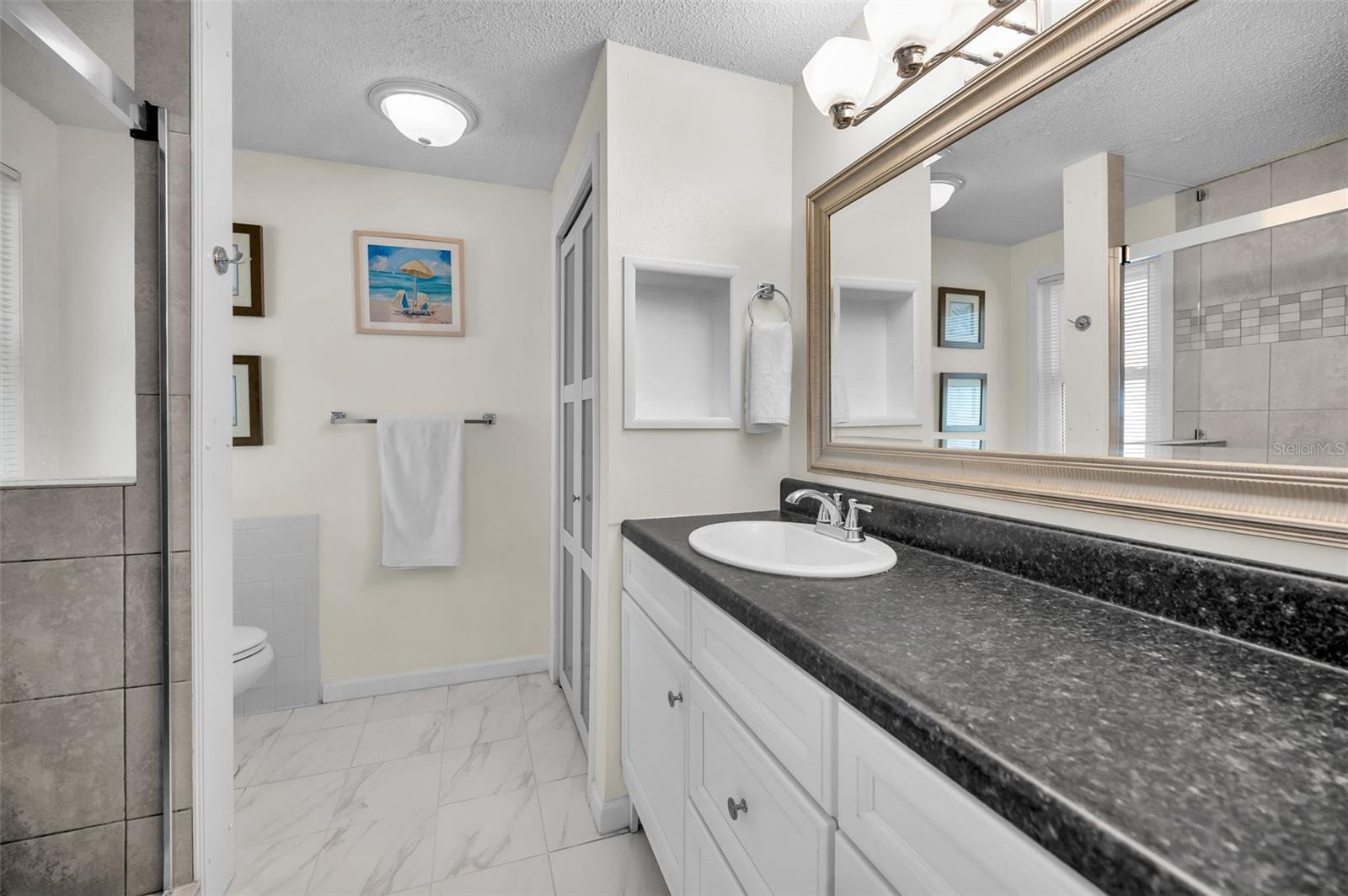 Primary Suite Bath