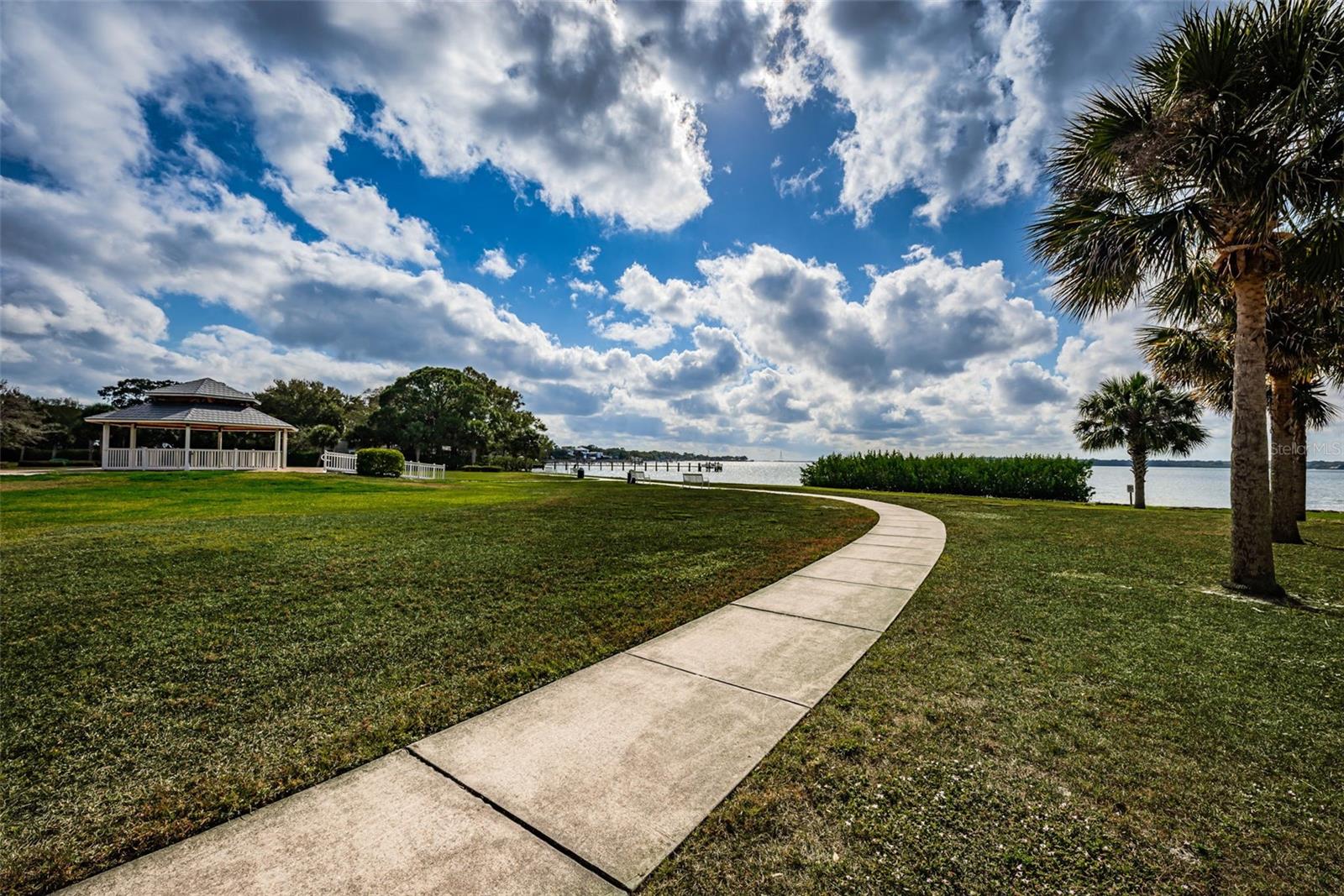 Veterans Memorial Park
