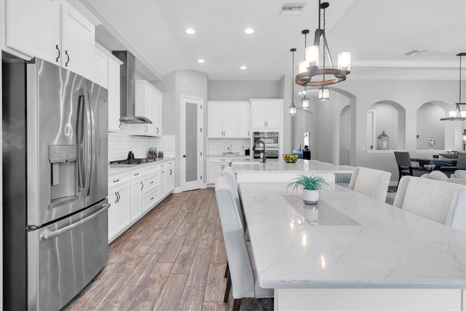 PLENTY OF CABINETS AND COUNTERS