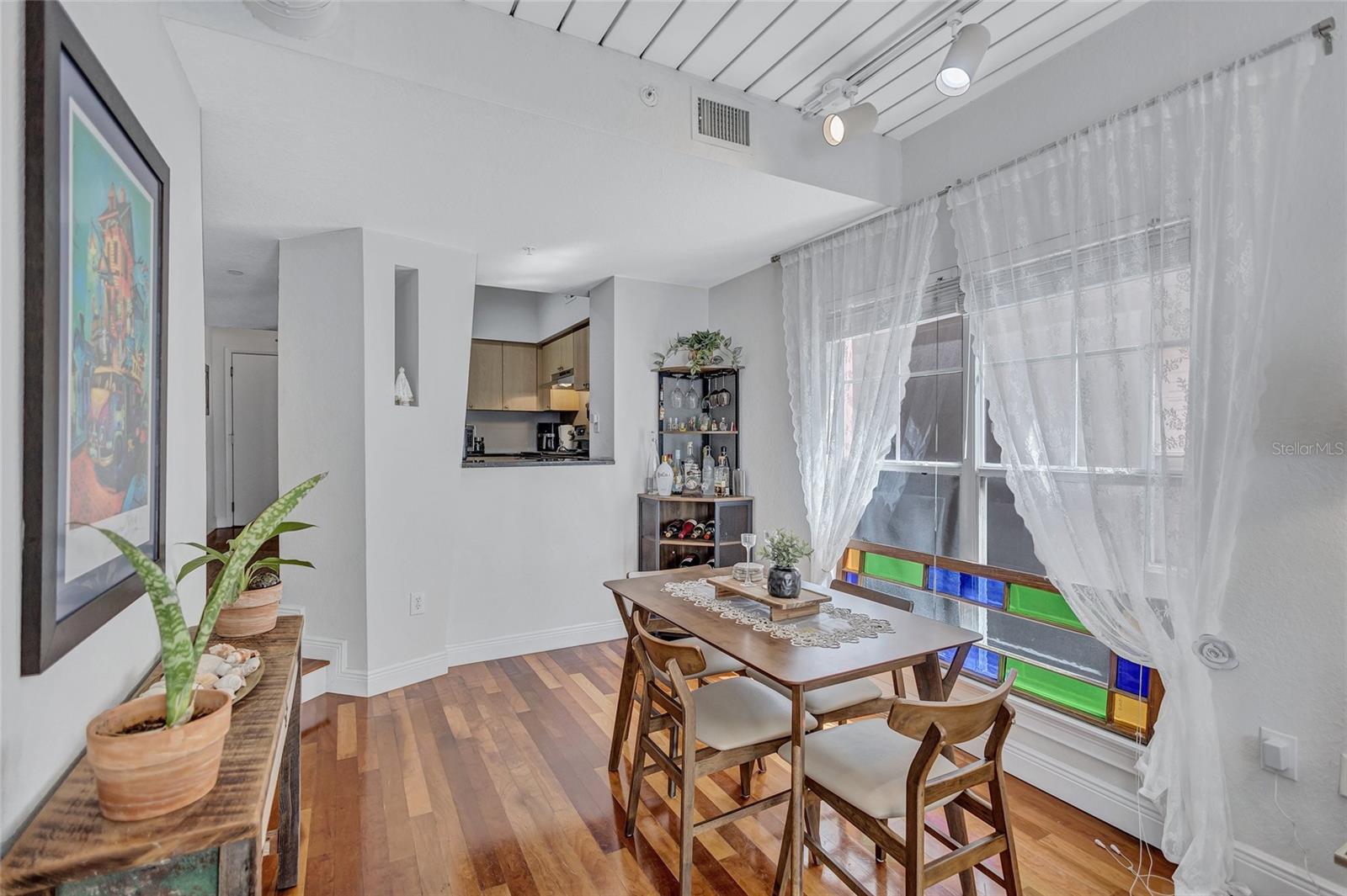 Dinette Area