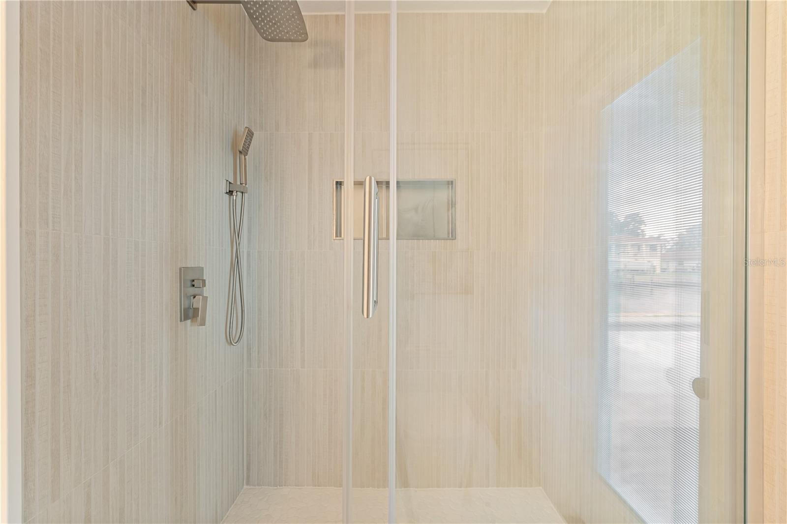 Bathroom 3/Pool Bath