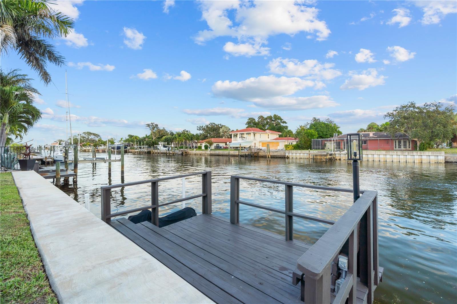 Dock