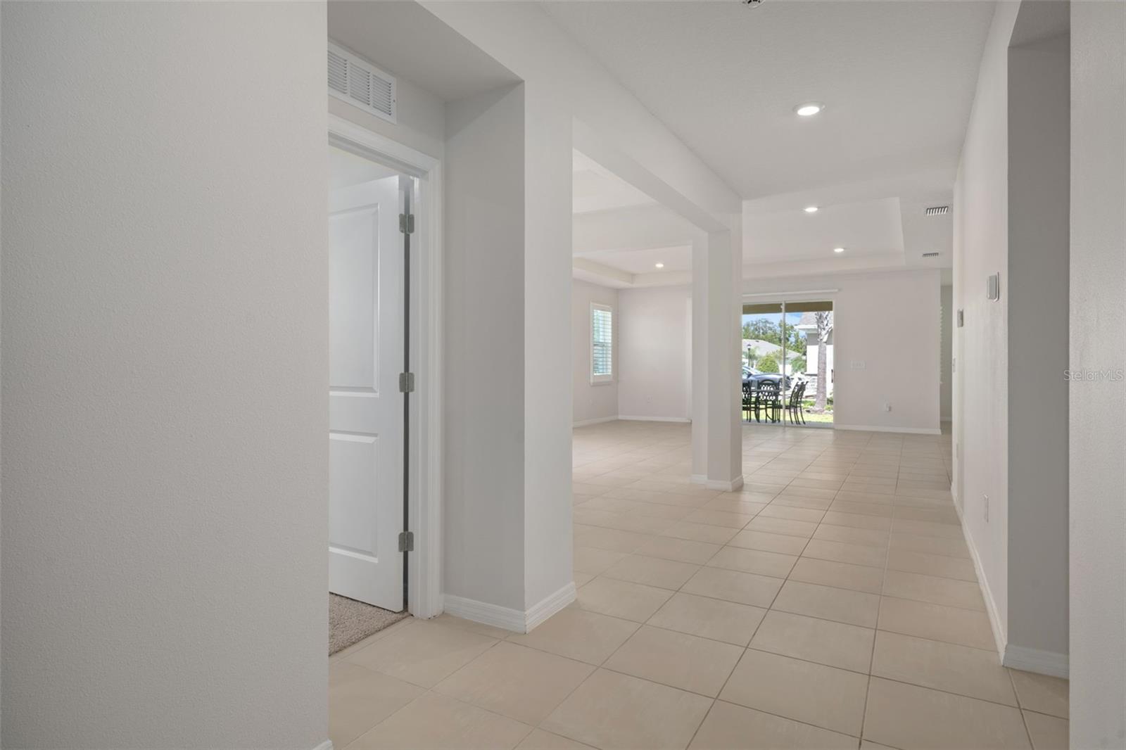 Light-Bright-Open Concept