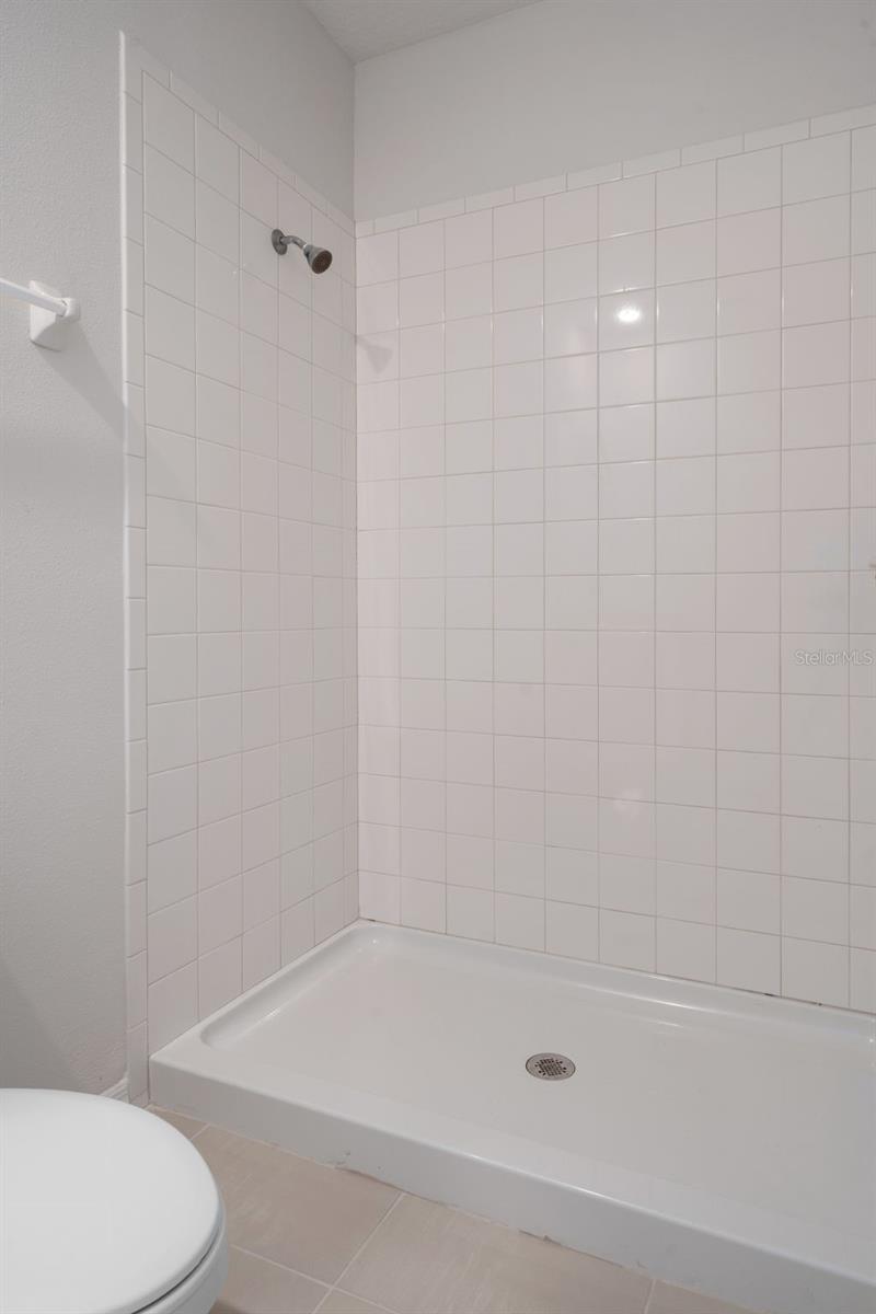 Shower in en-suite bedroom 4