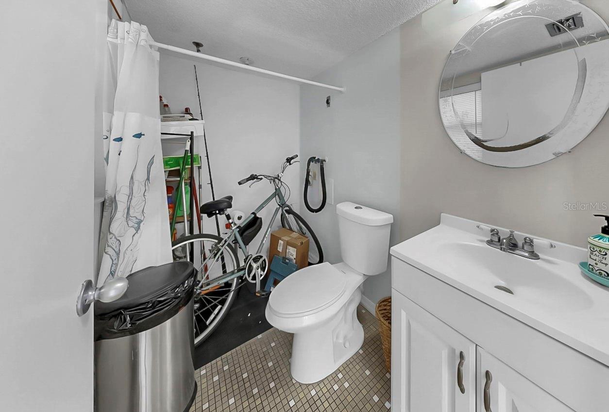1/2 bath with W/D hookups