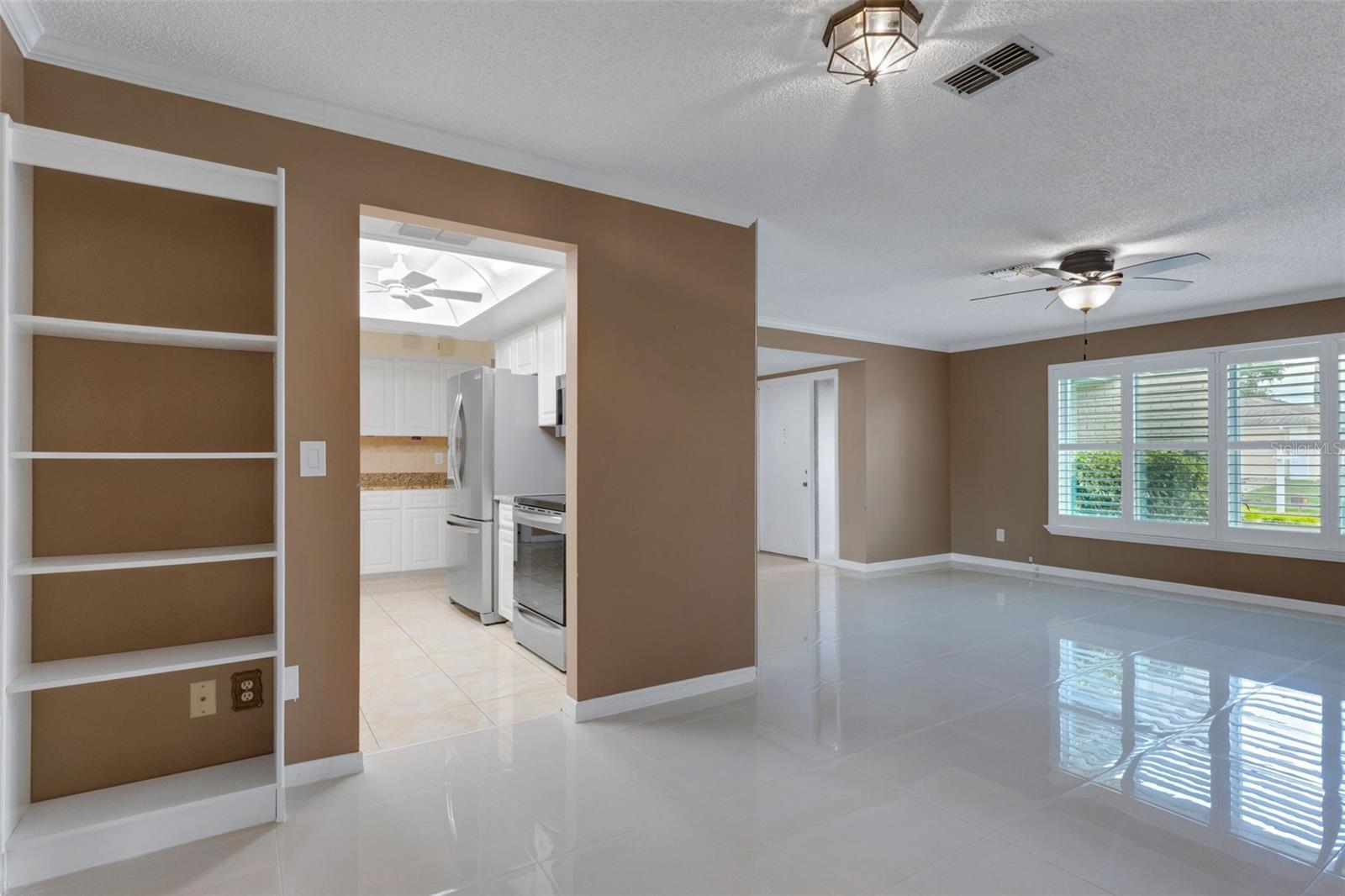Flexible Floorplan