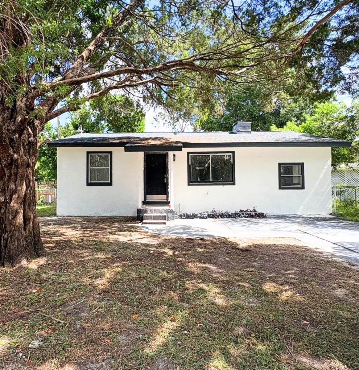 1357 Tioga Ave_Front