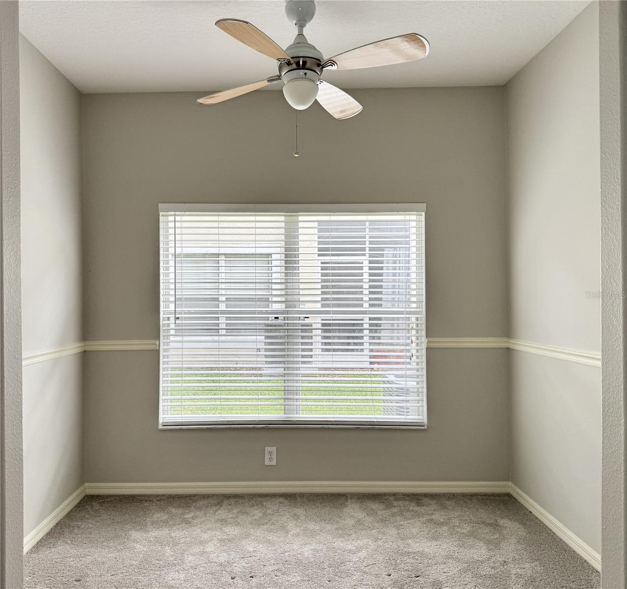 Bonus/Flex Room - 9'9" x 8'2"