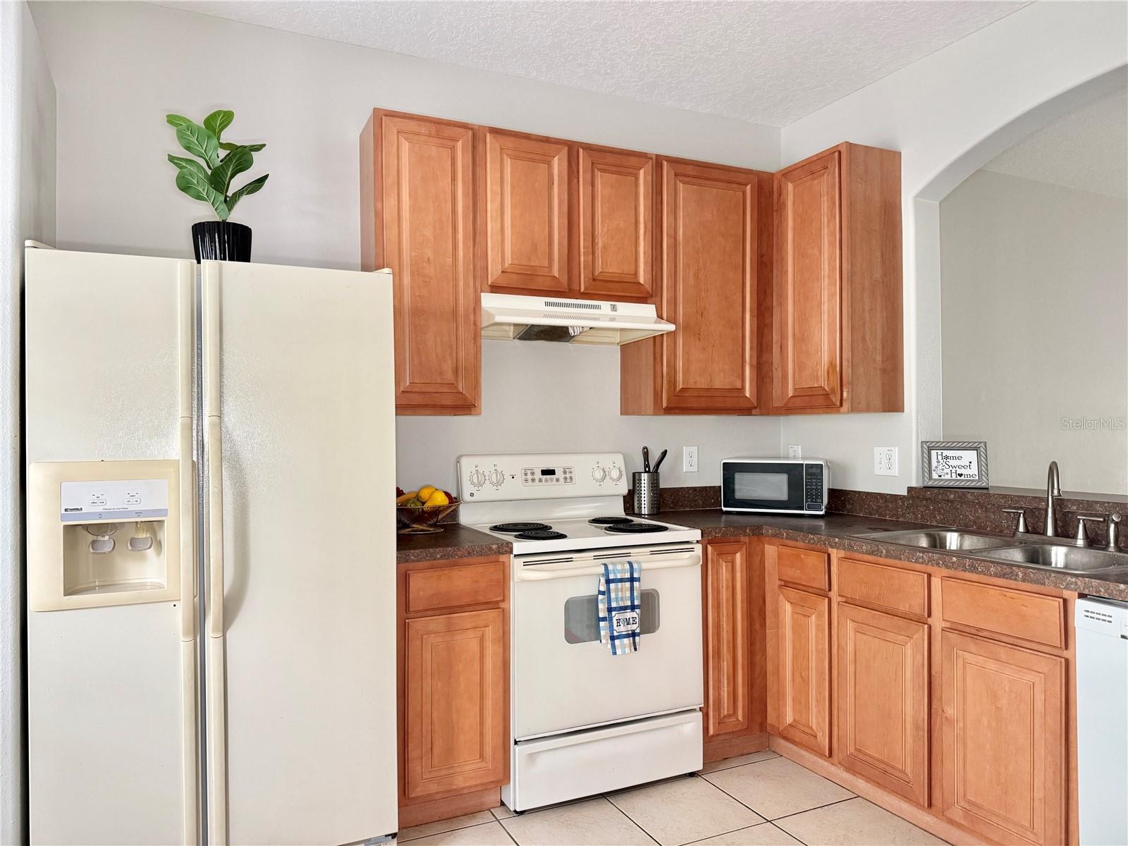 Kitchen - Plenty of Cabinet and Counter Space