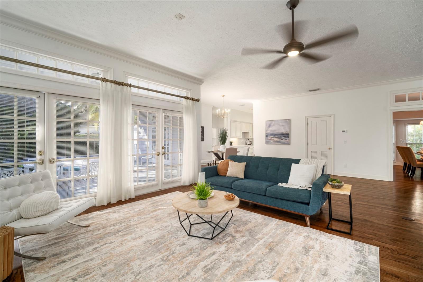 LARGE, YET INITMATE DINING ROOM