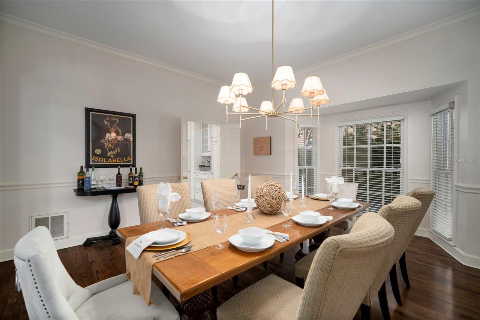 SUNNY BAY WINDOWS THROUGHOUT