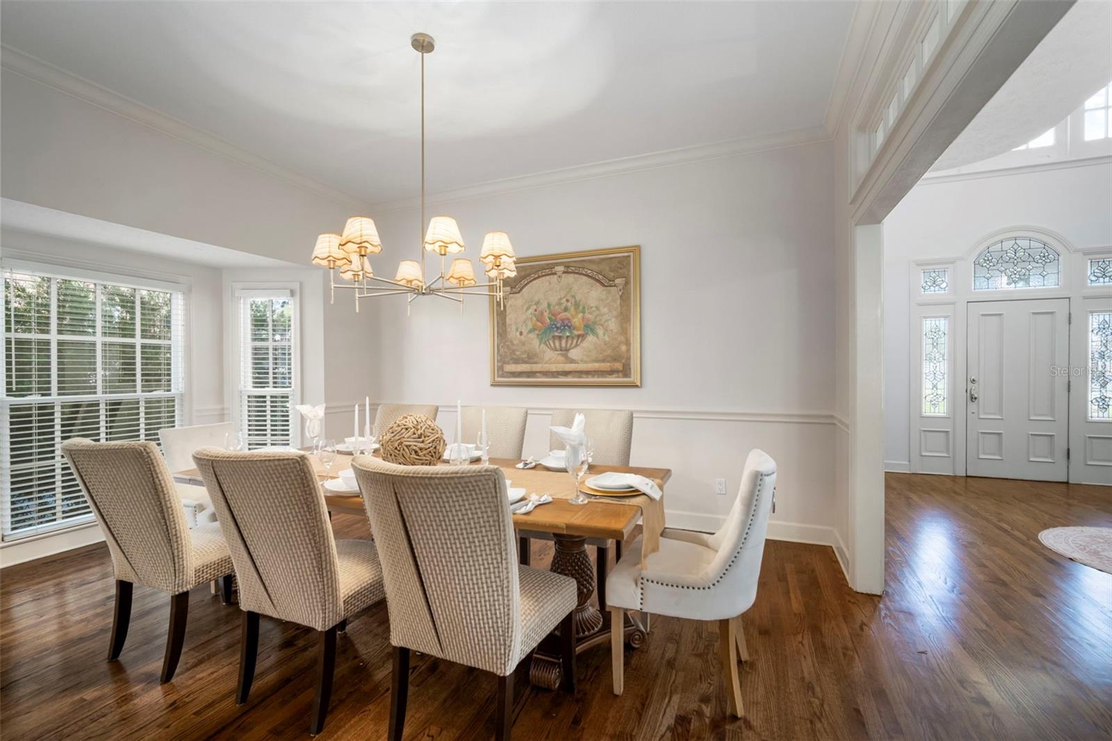 BUTLERS PANTRY WITH WALK IN STORAGE