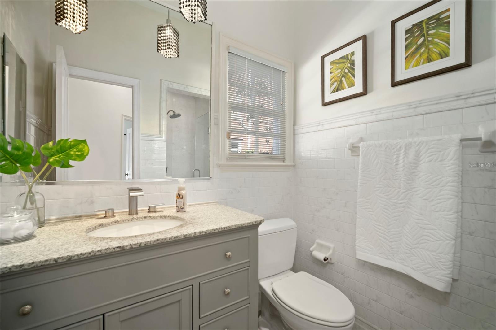 LAUNDRY TO OVERSIZED GARAGE