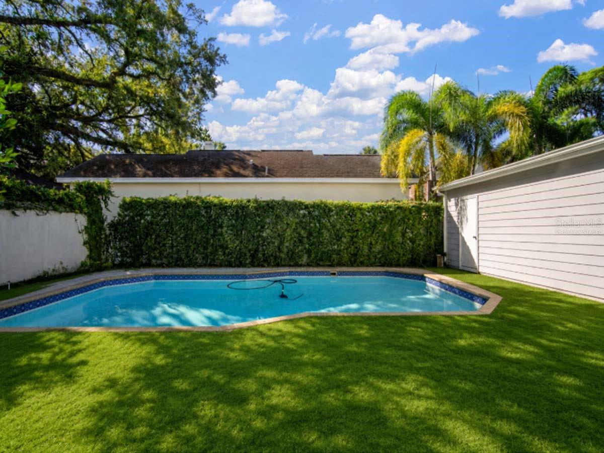 VIRTUALLY STAGED: MAKE IT A PLAY YARD!