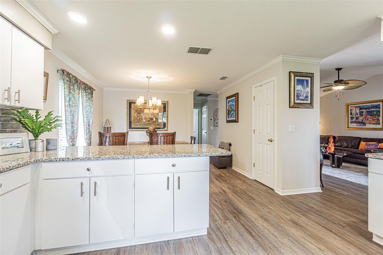 Dining area OPEN to kitchen