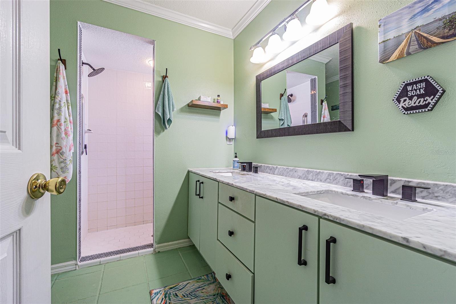 Bath ensuite with shower