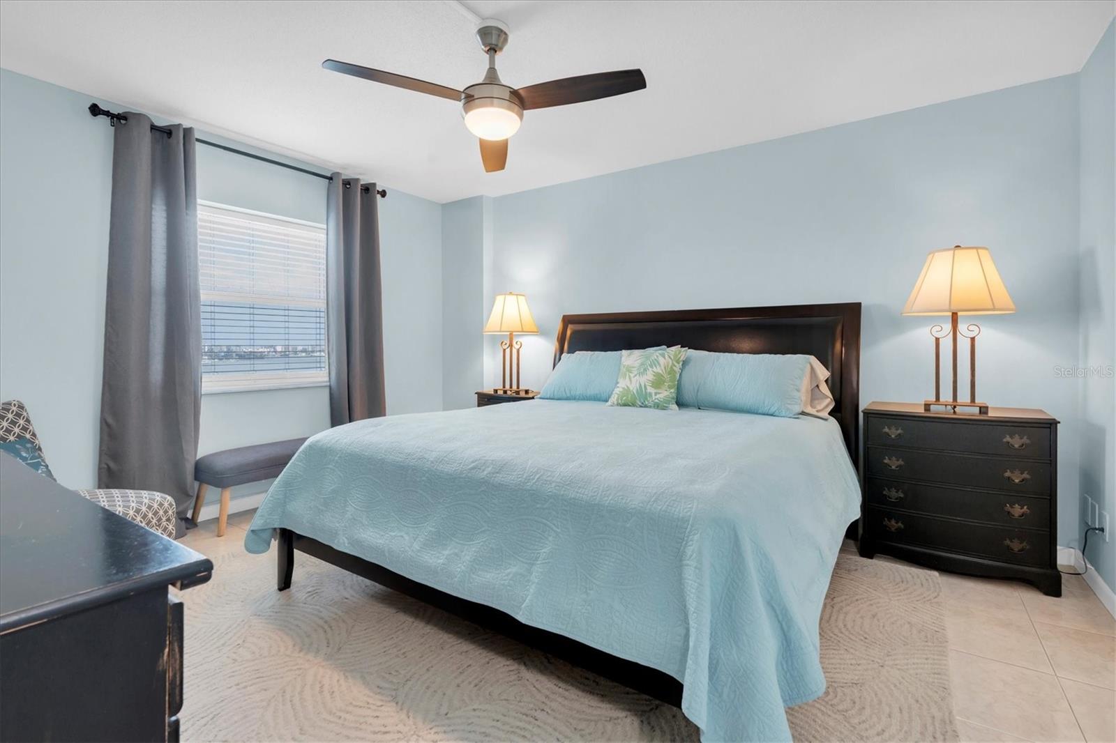 Spacious primary bedroom with 3 closets!!