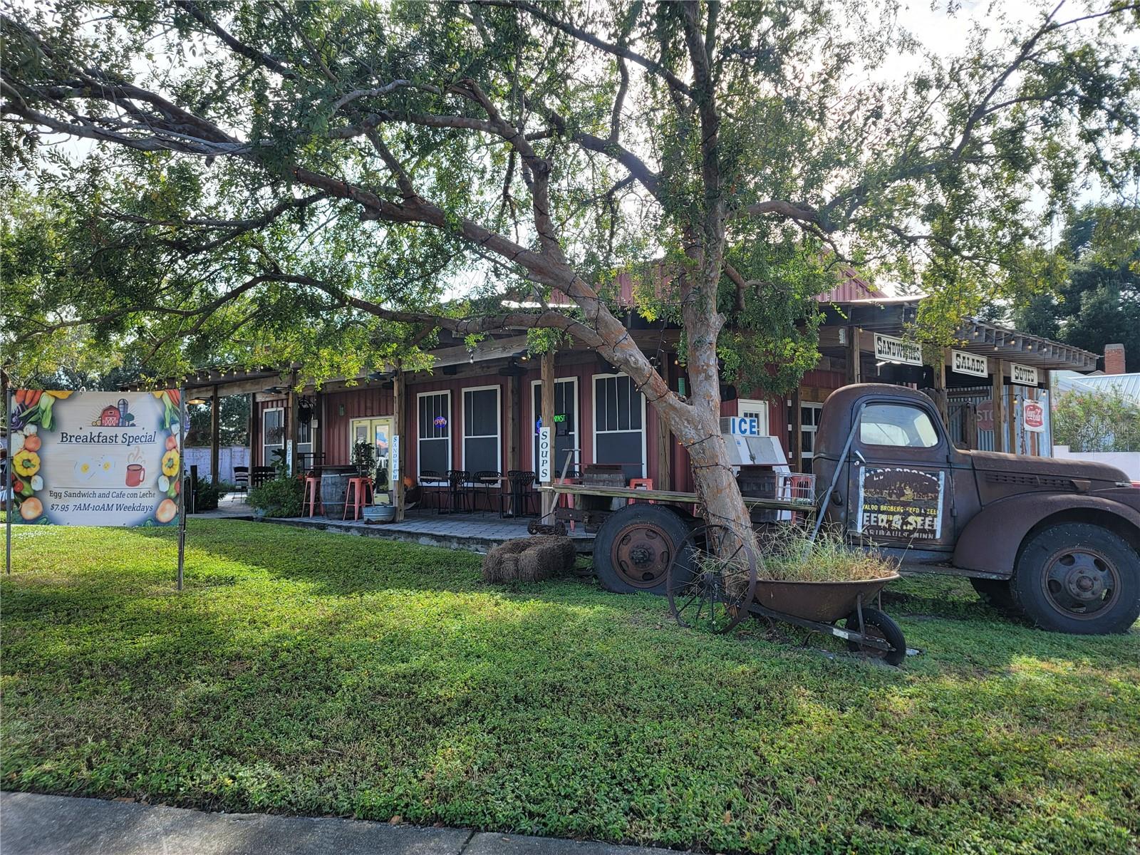 Seminole Heights General Store & Cafe