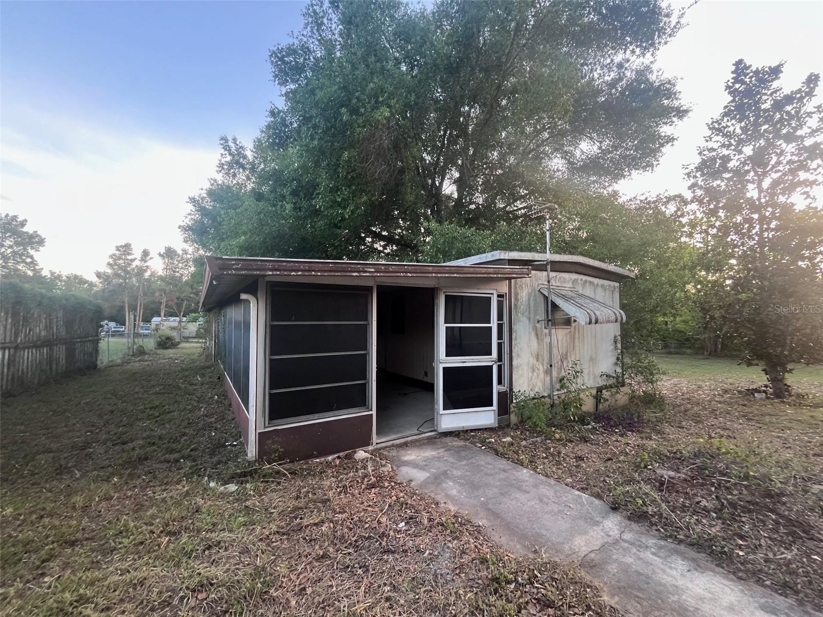 Single wide mobile home