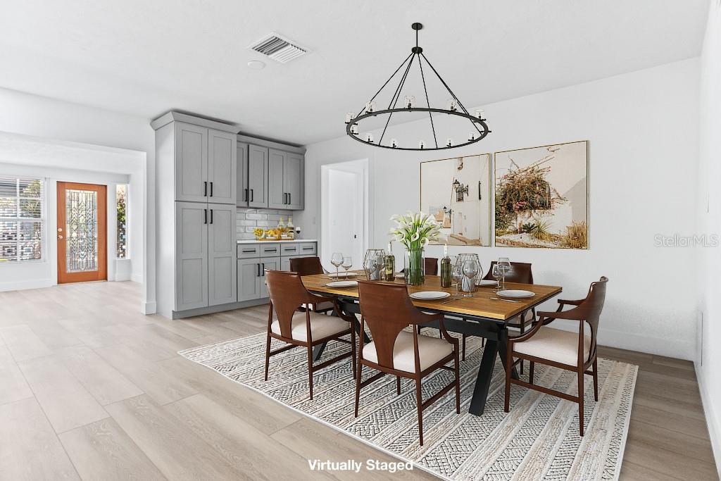 Dining rm w/ Full Pantry and Bar area