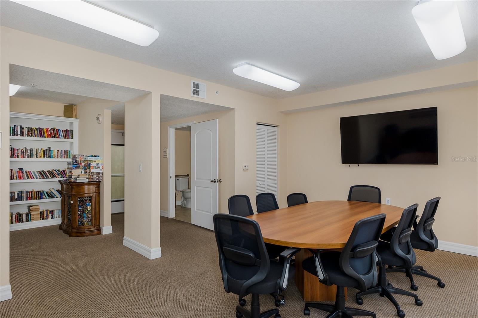 library within business center