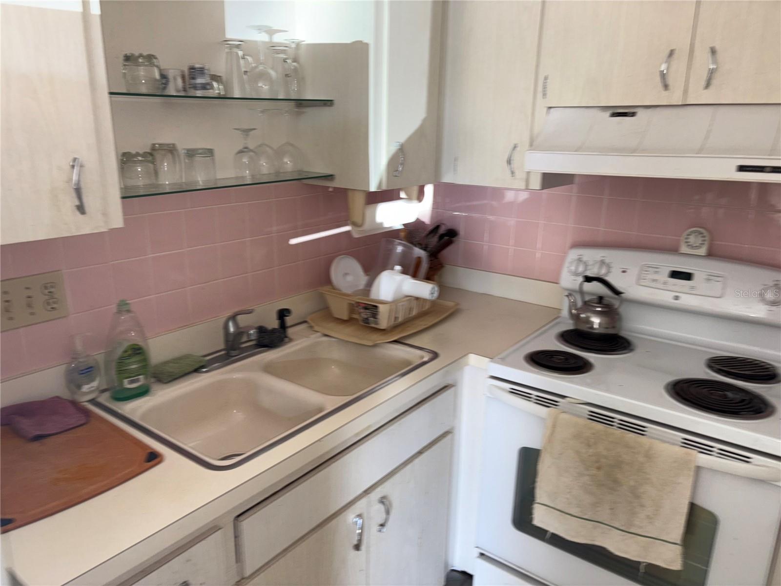 Another view of kitchen