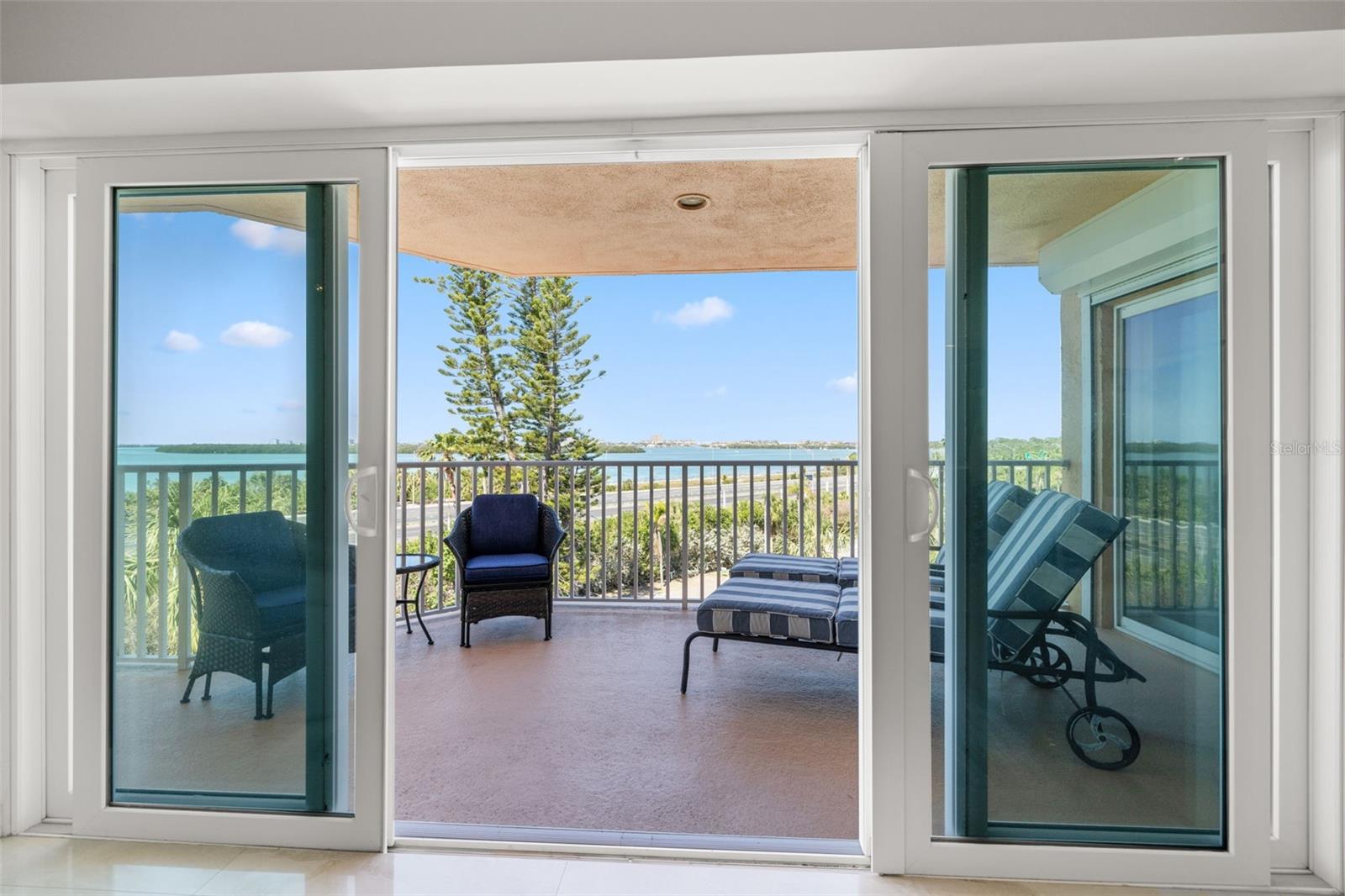 Unobstructed Views