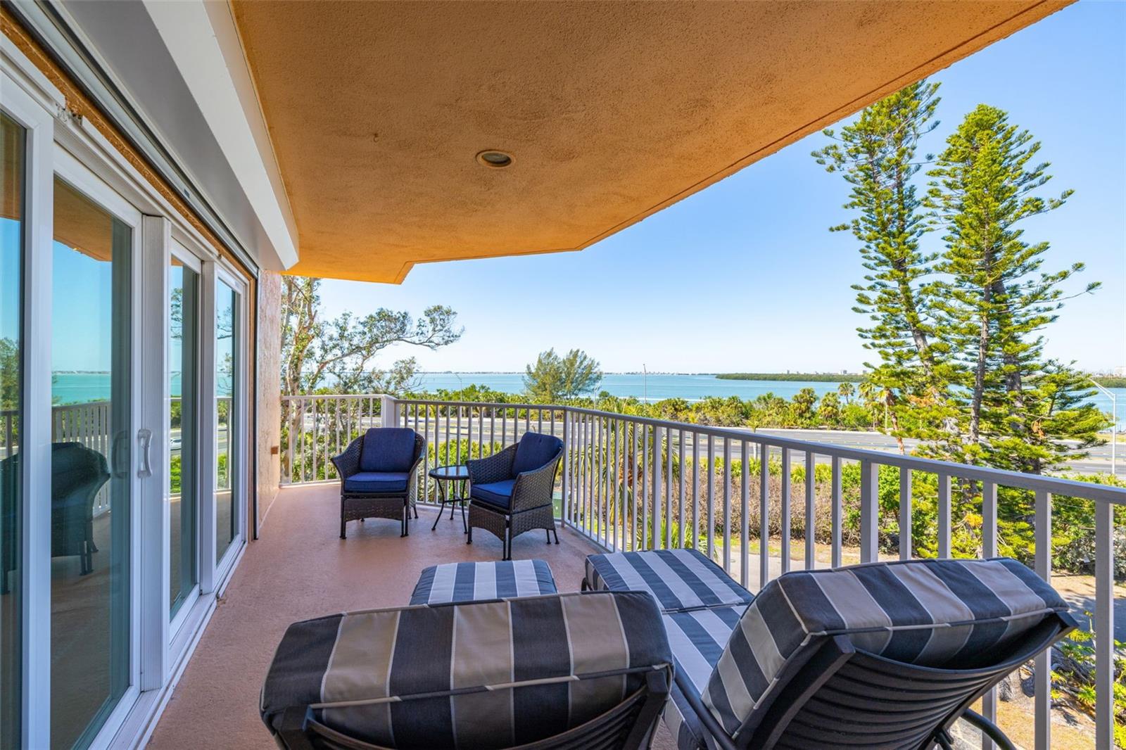 Covered Balcony / Water Views