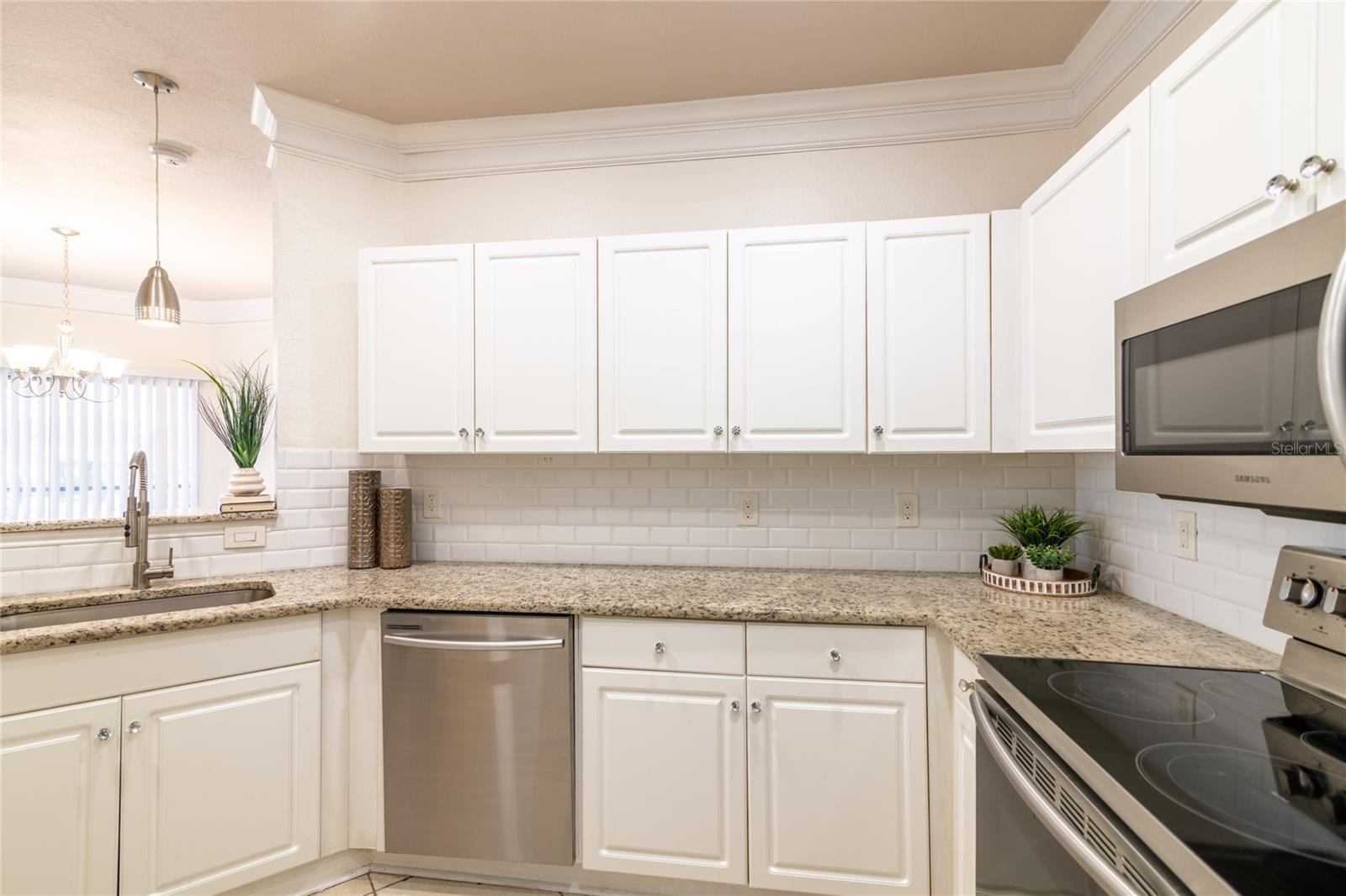 Lots of cabinet space