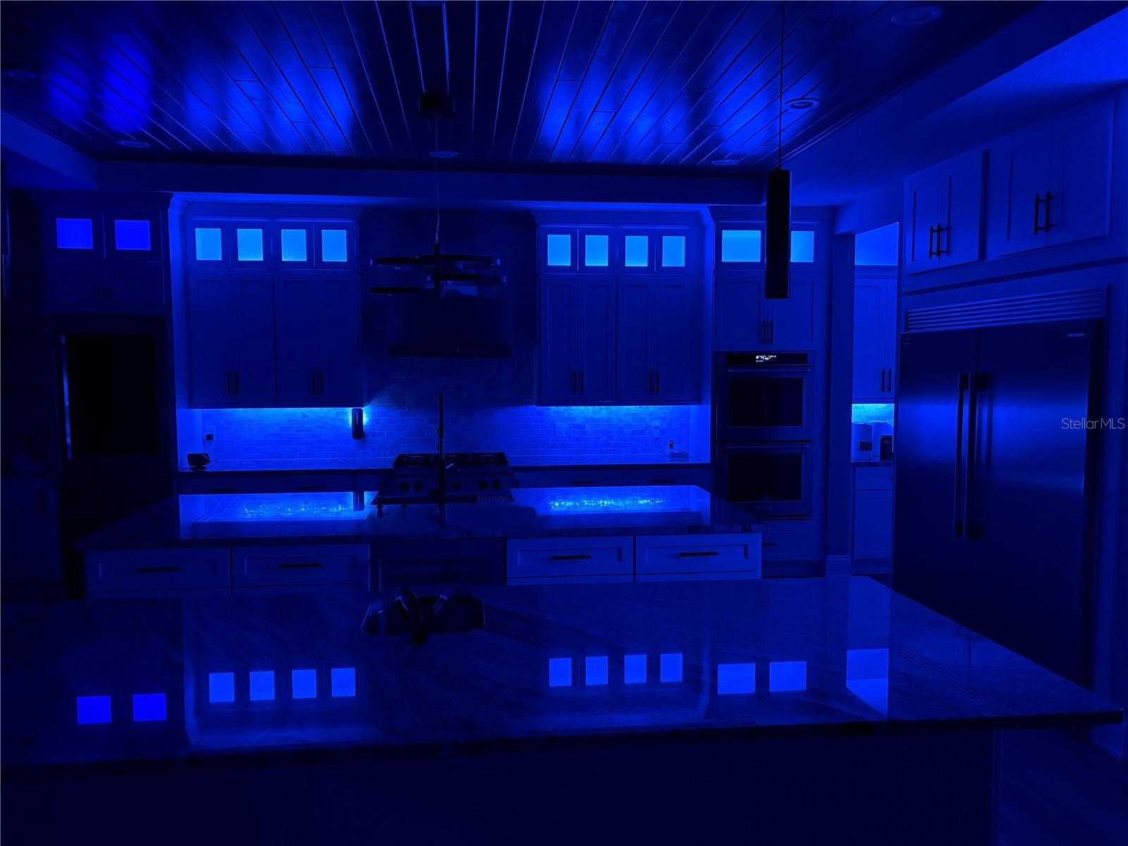 KITCHEN OPTIC LIGHTING