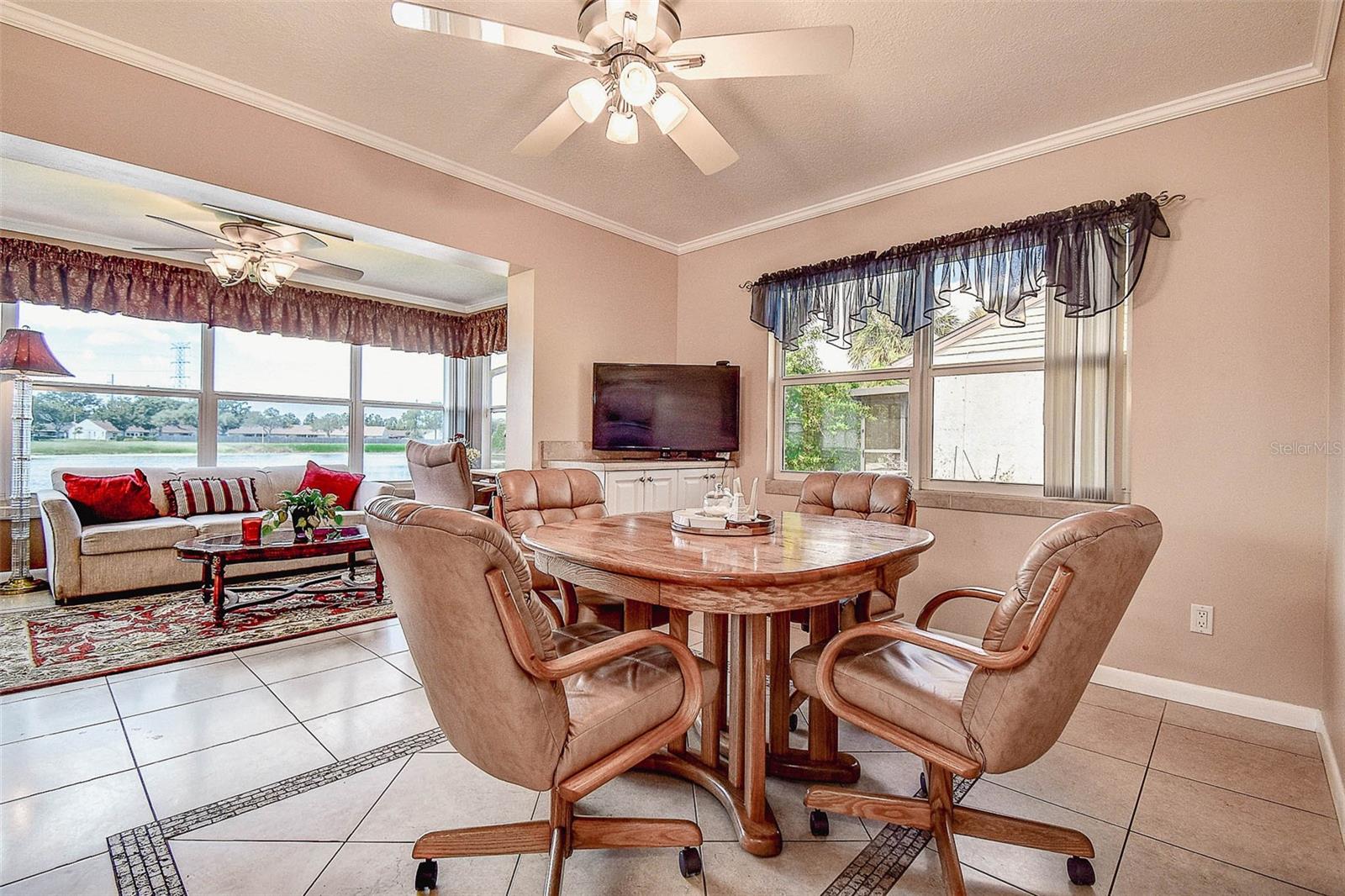 Breakfast nook with family room in back
