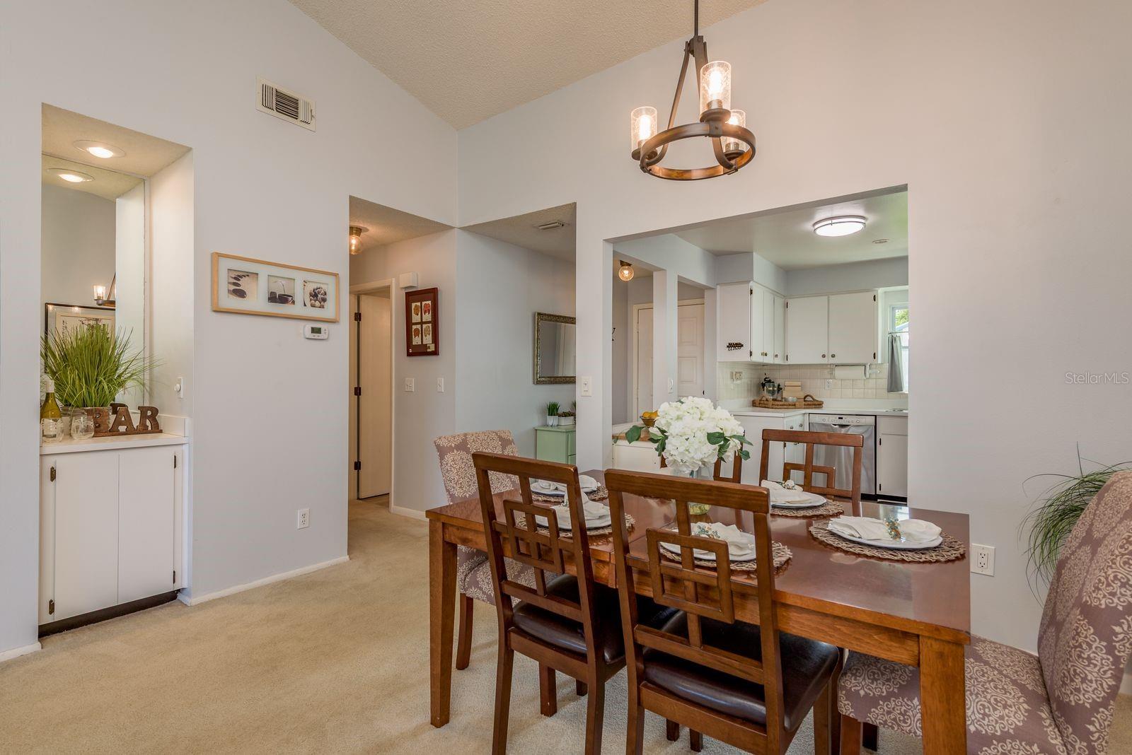 Dining / built in bar