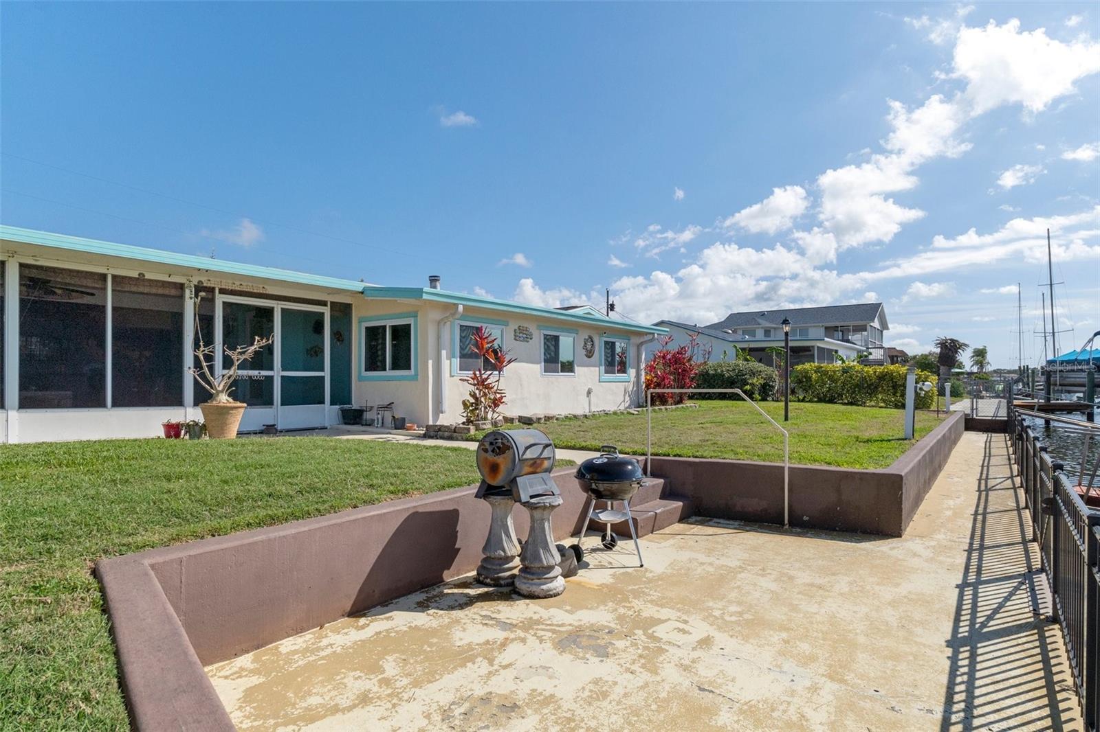W7879492