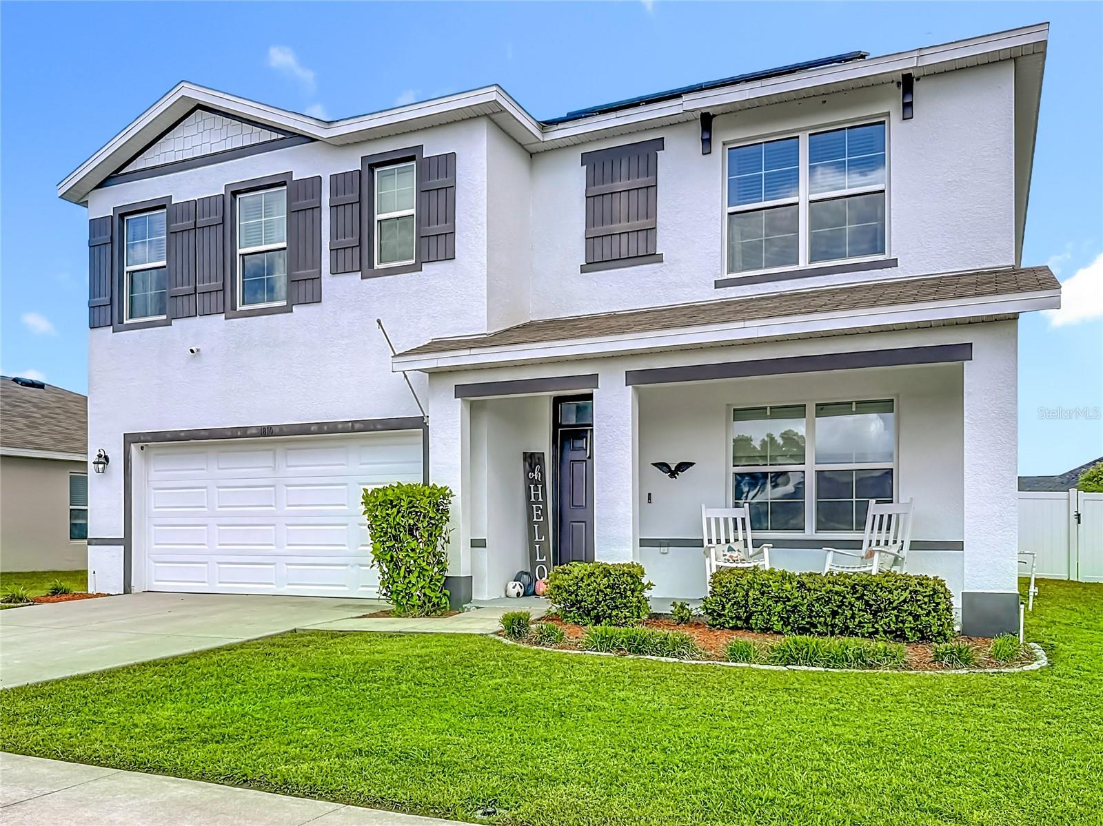 1810 Johnson Pointe Dr - Frontal View