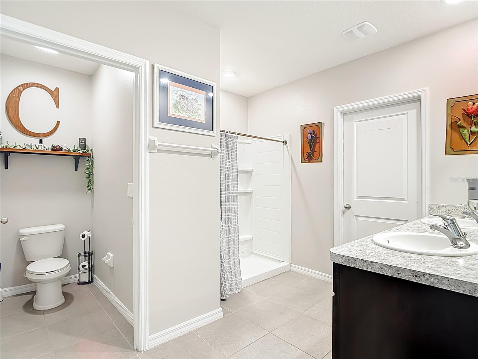 Primary bedroom ensuite Bathroom