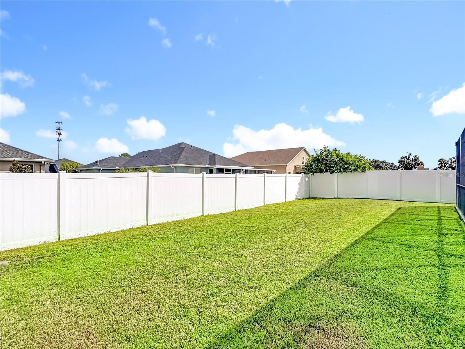 Fully fenced back yard