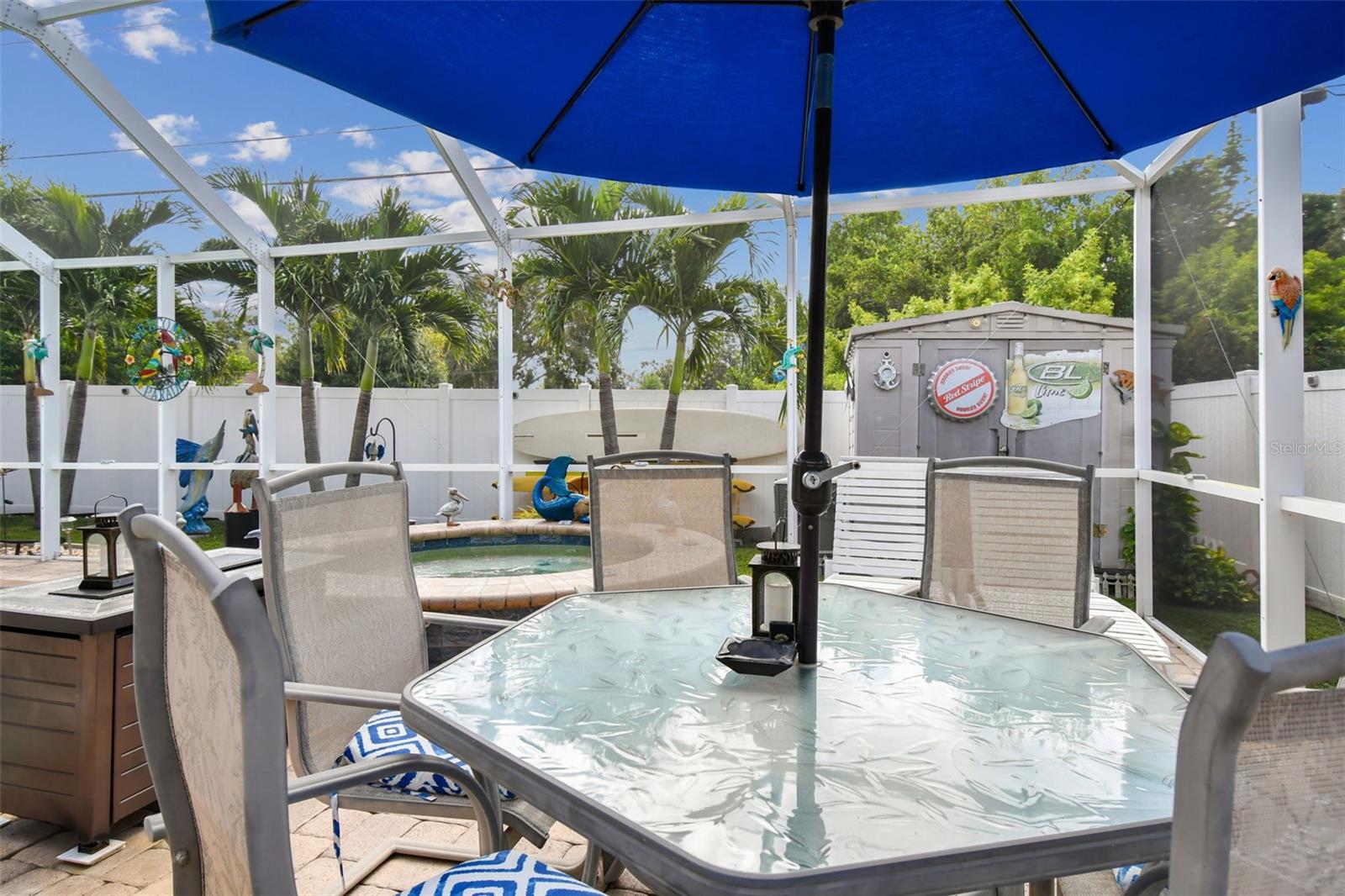 Outdoor eating area.