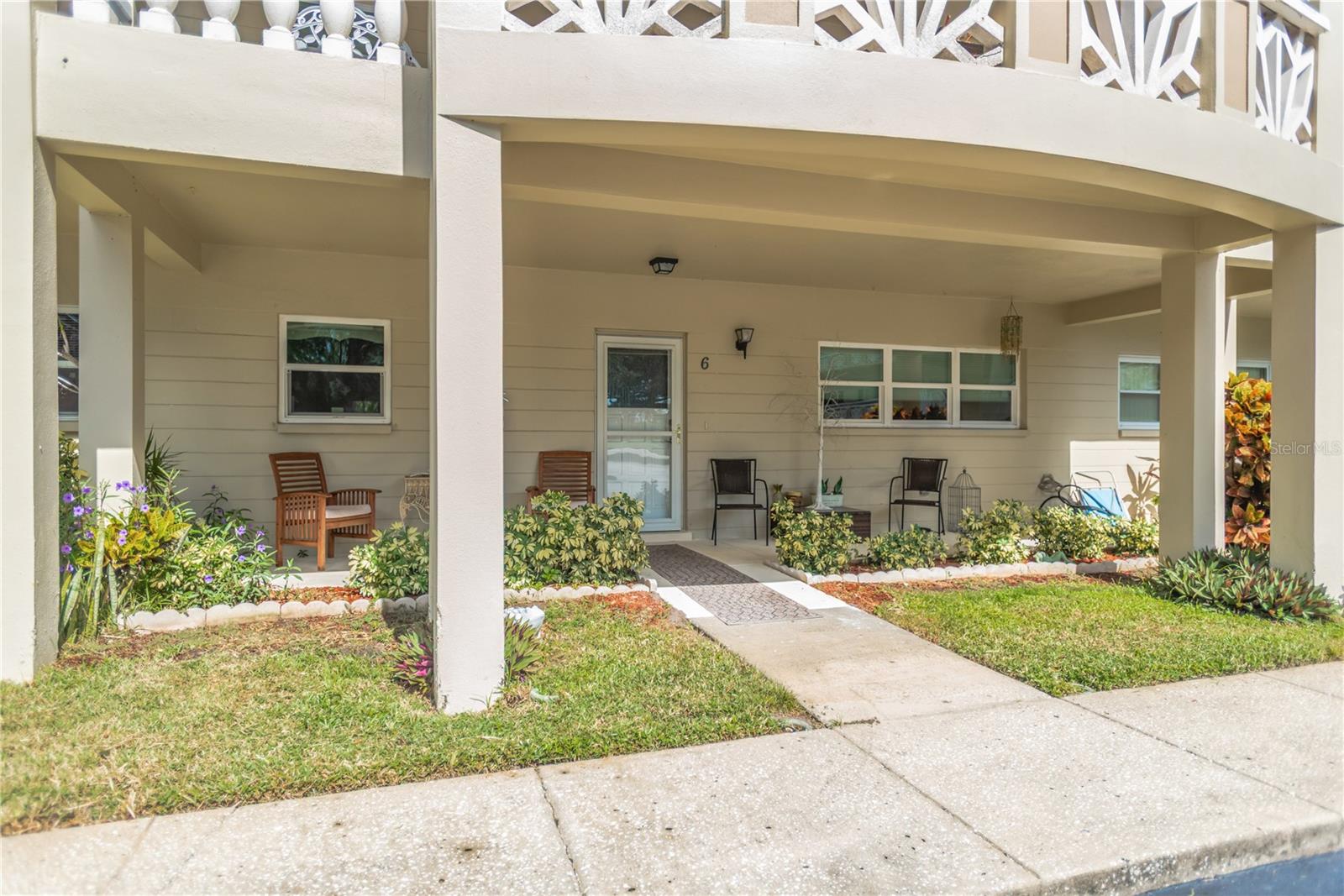 Front Door/Front Porch