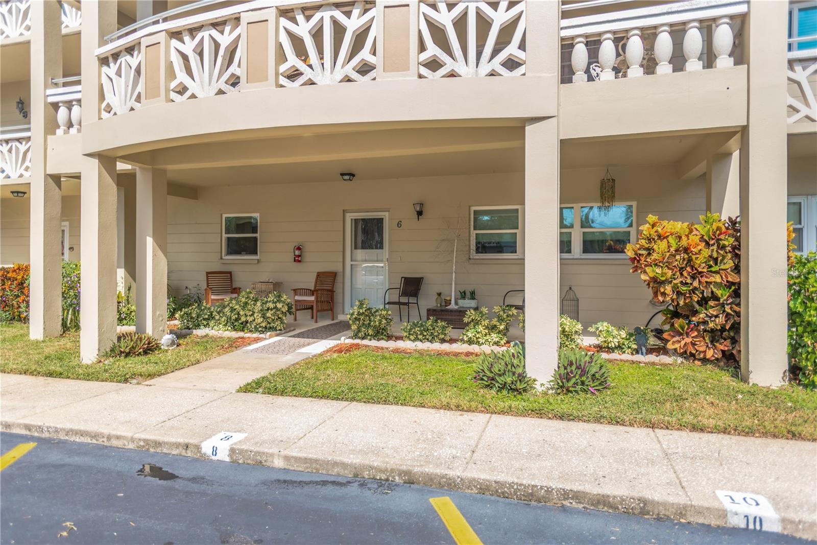 Front Door/Front Porch