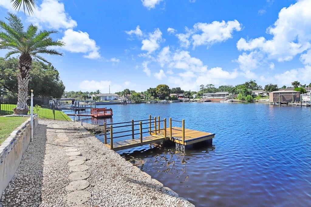 Dock