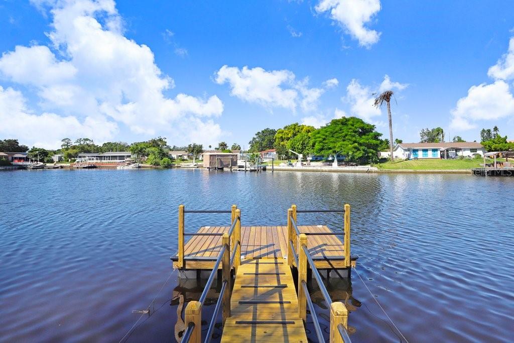 Dock
