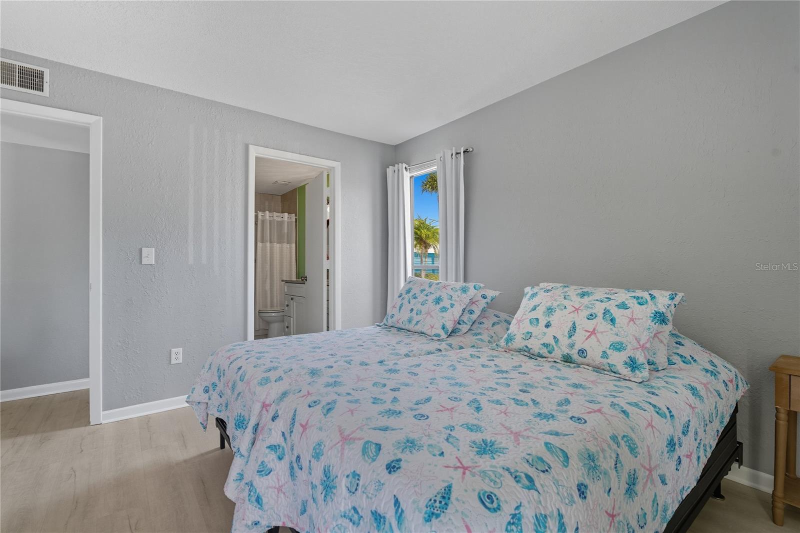SPACIOUS BEDROOM!