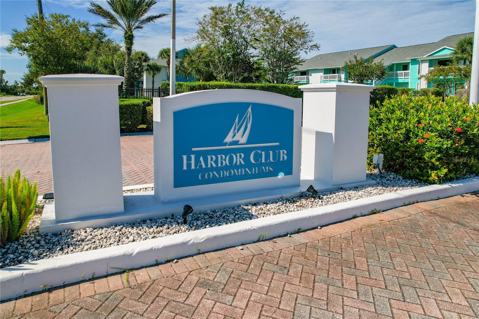 WELCOME TO HARBOR CLUB!