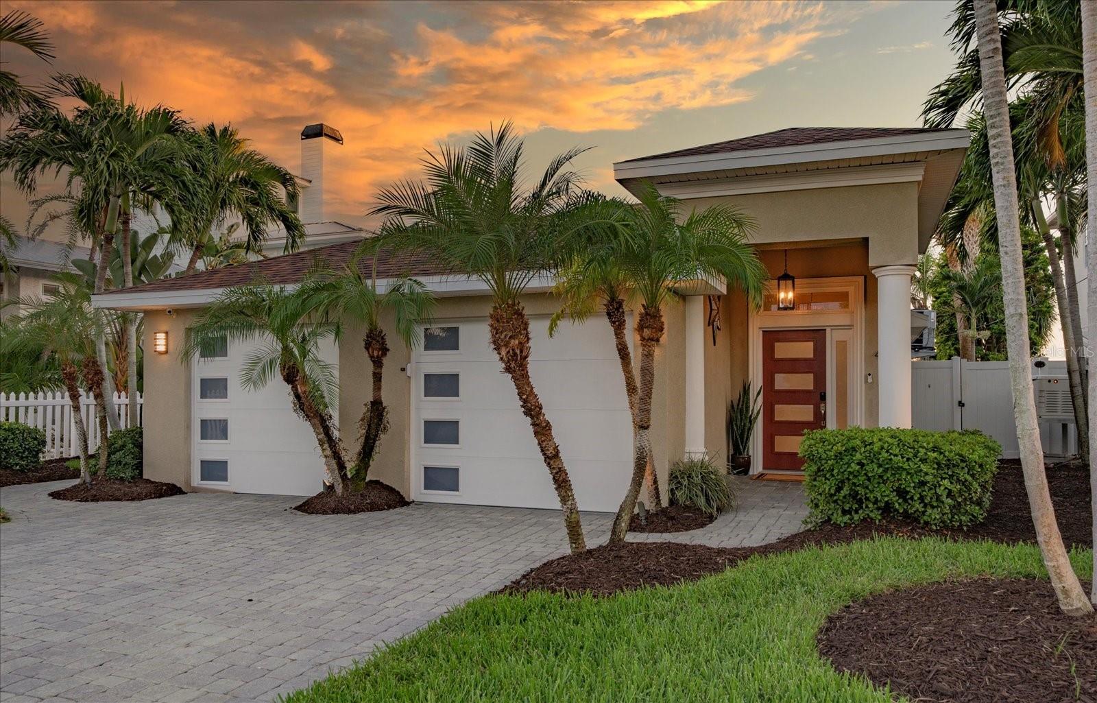 Lovely waterfront property!