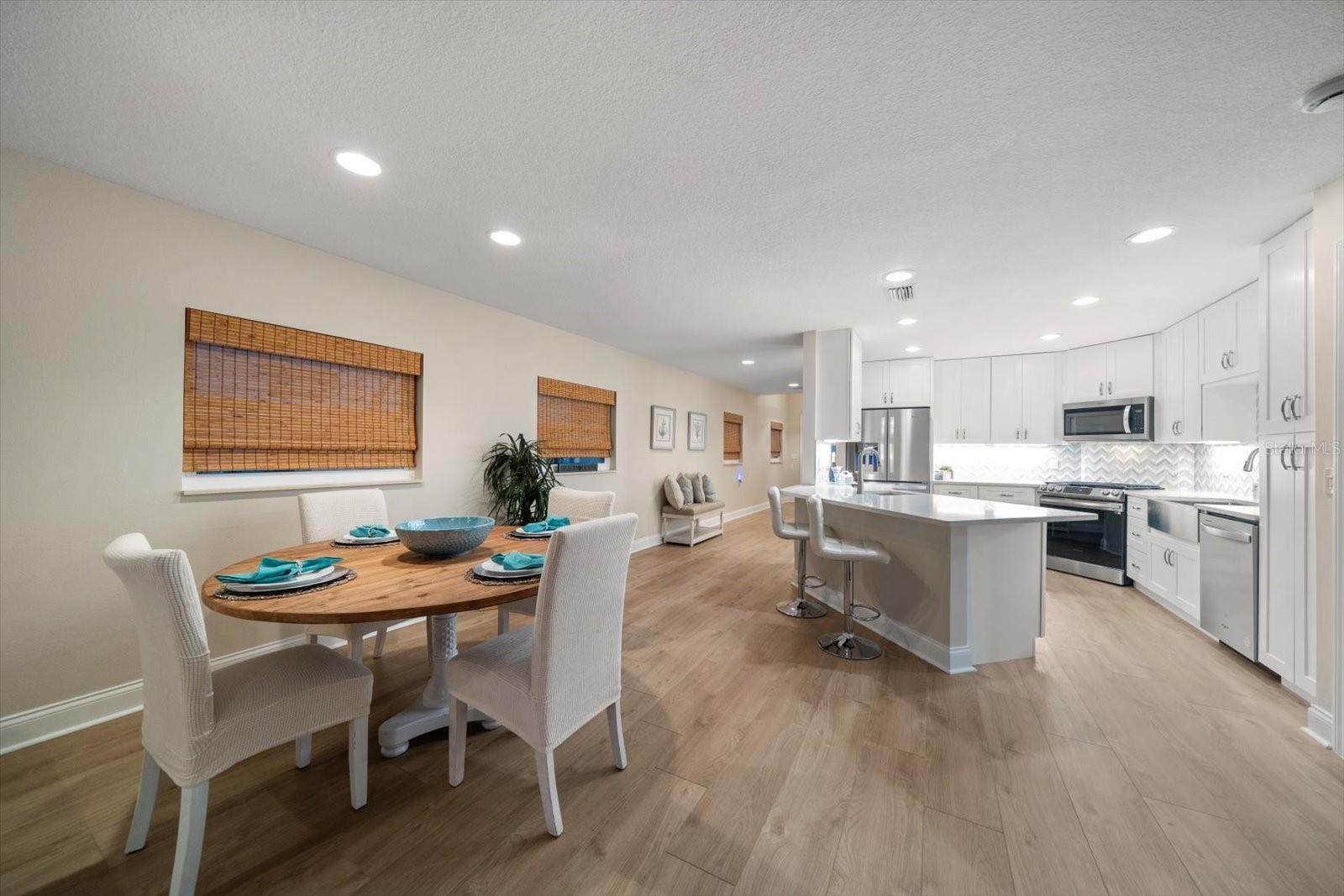 Lots of room to entertain in style!