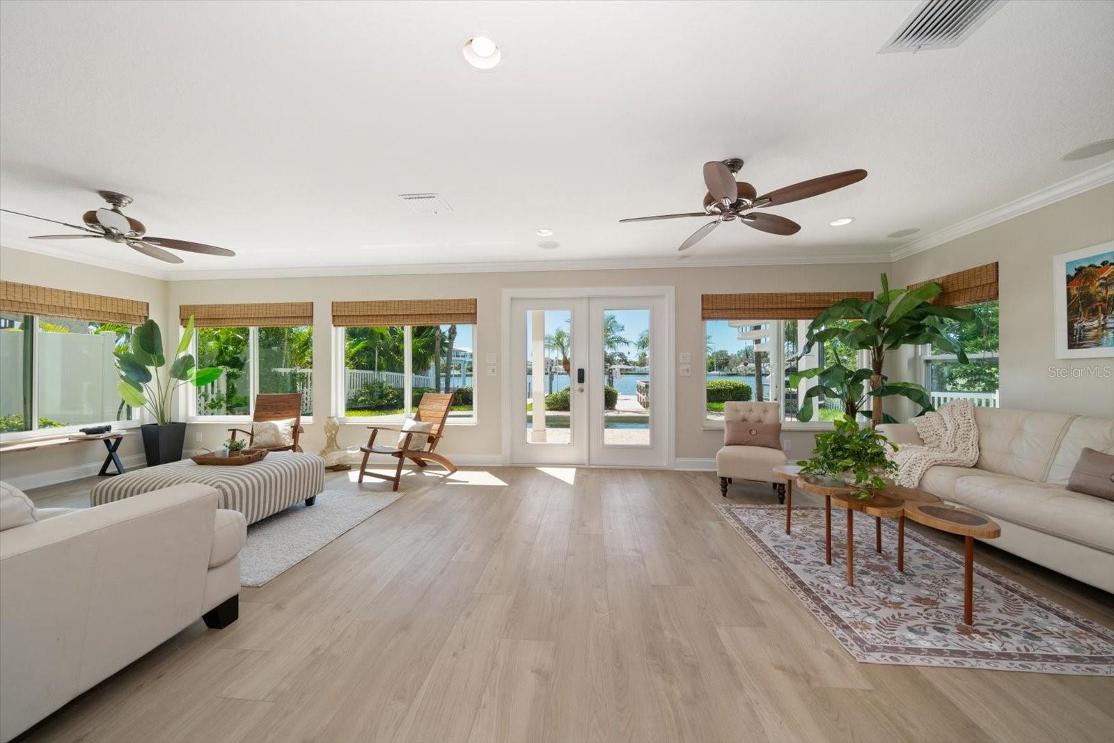 Open floorplan for the best in carefree living.