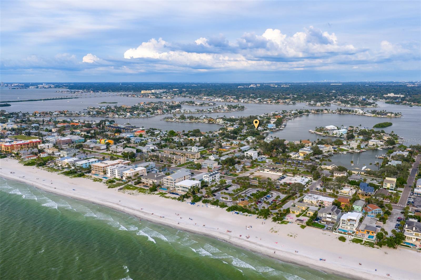 Just a few minutes walk to gorgeous beaches.
